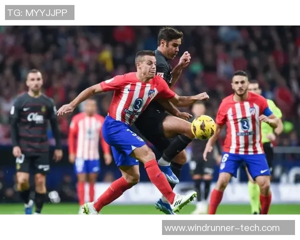 瓦伦西亚主场迎战马德里竞技双方争夺西甲积分榜重要位置 瓦伦西亚主场迎战马德里竞技双方争夺西甲积分榜重要位置