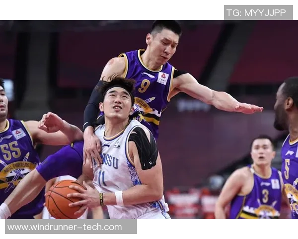 吴冠希：从青涩球员到篮球场上的领军人物的成长之路