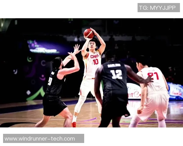 中国男篮迎战伊拉克全力以赴争夺胜利精彩解说带你感受比赛激情与悬念