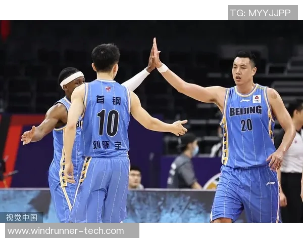 北京首钢与广东队争夺总冠军的激烈对决引发球迷热议与期待 北京首钢与广东队争夺总冠军的激烈对决引发球迷热议与期待