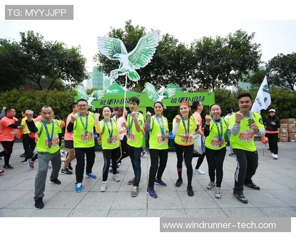 深圳城市马拉松精彩点评街舞队表现状态引人瞩目